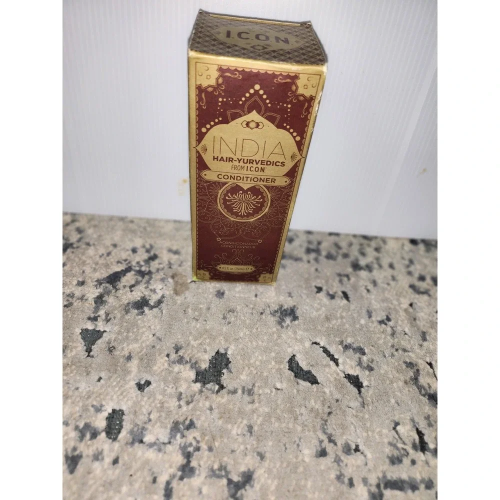 I.C.O.N. India Hair-Yurvedics Conditioner 8.5oz & Naseem Asmira Body Lotion 45ml